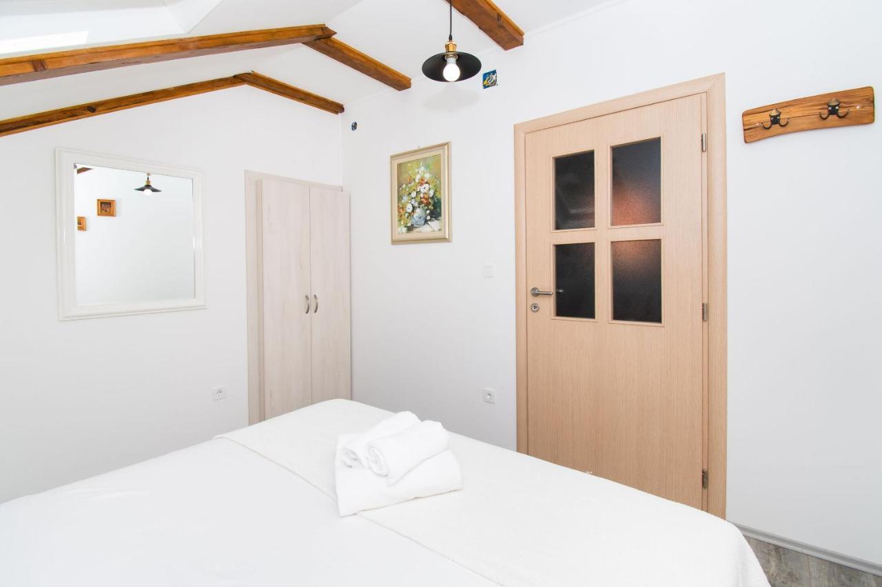 Apartment Rustika Skradin Luaran gambar